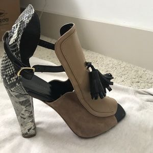 Rare Zara Tassel Snakeskin Sandal